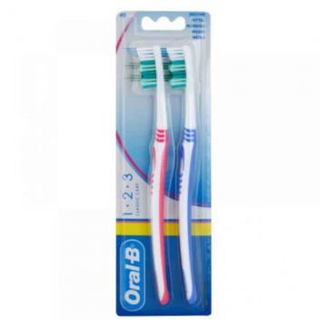 Set 2 Periute de Dinti Oral-B, Classic Clean, Medium